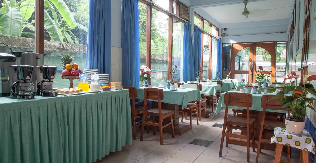 Mother Land Inn 2 Yangón Exterior foto